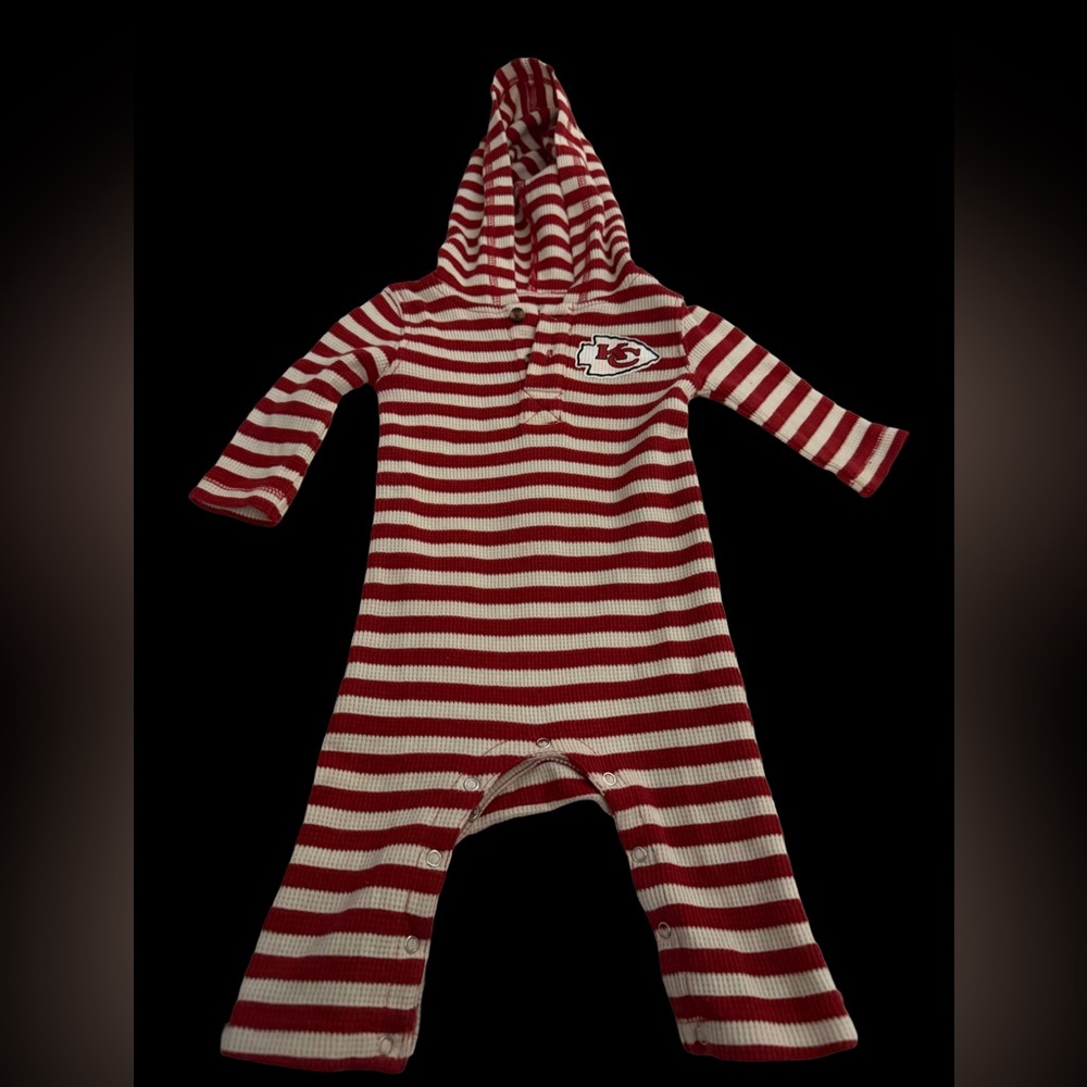 NFL Kids Red and White Striped Footie